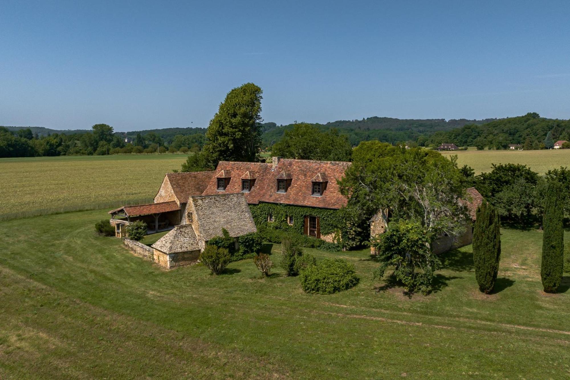 Hameau De La Vidalie Villa Thonac Luaran gambar